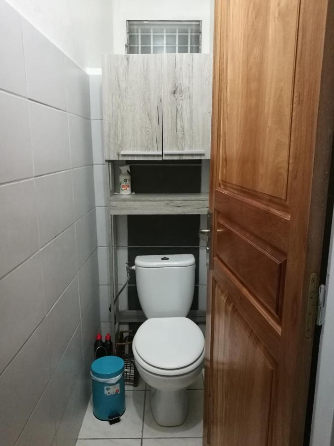 Ferienwohnung Meublé chez Gilbert Le Tampon Exterior foto